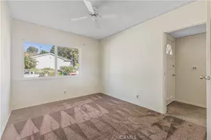 24341 Shadeland Dr, Newhall, CA 91321 - Photo 20