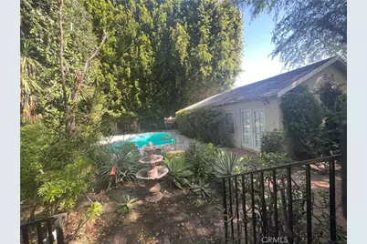 15419 Dickens, Sherman Oaks, CA 91403 - Photo 6