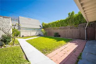 758 N Mansfield, Los Angeles, CA 90038 - Photo 22