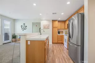 243 Riverdale Ct, Camarillo, CA 93012 - Photo 6