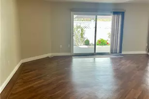 18901 Cir of the Oaks, Newhall, CA 91321 - Photo 6