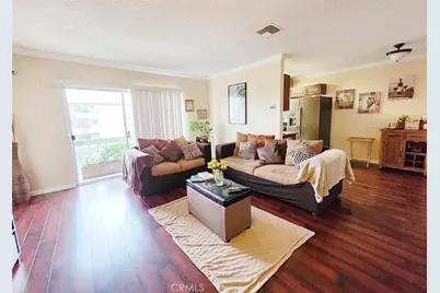 5055 Coldwater Canyon #205, Sherman Oaks, CA 91423 - Photo 2