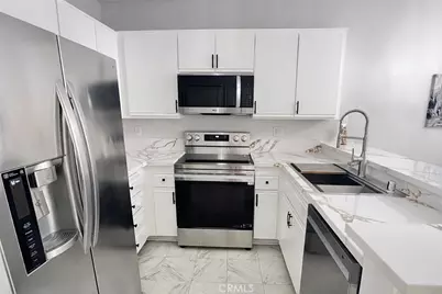 2456 Pleasant Way #A, Thousand Oaks, CA 91362 - Photo 10