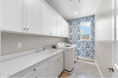 39625 Yianni Court, Palmdale, CA 93551 - Photo 12