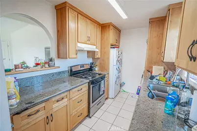 835 E Avenue Q, Palmdale, CA 93550 - Photo 8