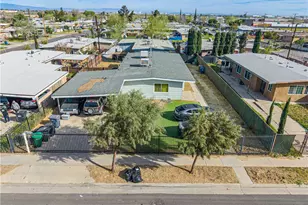 835 E Ave Q, Palmdale, CA 93550 - Photo 2