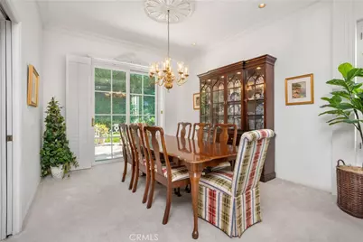 5942 Salamea Avenue, Woodland Hills, CA 91367 - Photo 8