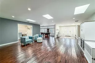 23433 Hatteras, Woodland Hills, CA 91367 - Photo 32