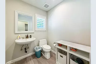 23433 Hatteras, Woodland Hills, CA 91367 - Photo 70
