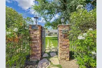 23433 Hatteras, Woodland Hills, CA 91367 - Photo 6