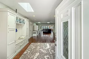 23433 Hatteras, Woodland Hills, CA 91367 - Photo 32