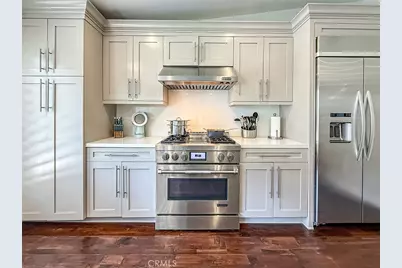 23433 Hatteras, Woodland Hills, CA 91367 - Photo 32