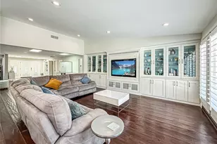 23433 Hatteras, Woodland Hills, CA 91367 - Photo 26