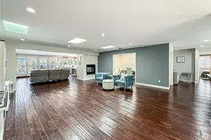 23433 Hatteras, Woodland Hills, CA 91367 - Photo 28