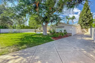 23433 Hatteras, Woodland Hills, CA 91367 - Photo 10