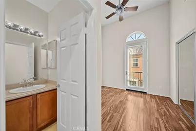 28472 Herrera, Valencia, CA 91354 - Photo 24