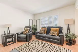 22249 1/2 Erwin, Woodland Hills, CA 91367 - Photo 12