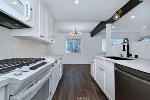28159 Robin Ave, Saugus, CA 91350 - Photo 12