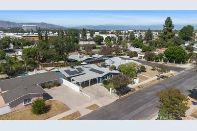 19945 Gresham Street, Northridge, CA 91324 - Photo 40