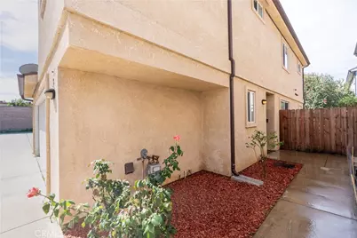 9155 Cedros #8, Panorama City, CA 91402 - Photo 2