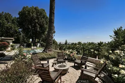 5124 Boda Place, Woodland Hills, CA 91367 - Photo 42