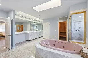 13001 Debby St, Van Nuys, CA 91401 - Photo 26