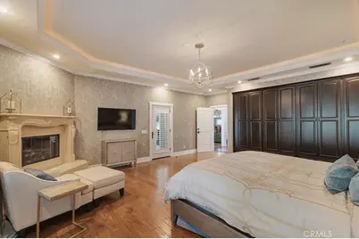 16426 Knollwood Drive, Granada Hills, CA 91344 - Photo 22