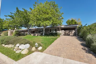 16426 Knollwood Drive, Granada Hills, CA 91344 - Photo 58