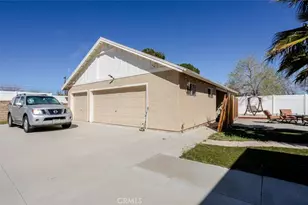 42637 Calandri Ln, Lancaster, CA 93536 - Photo 22