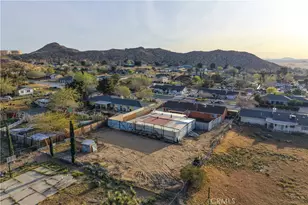 39443 162nd, Lake Los Angeles, CA 93591 - Photo 38