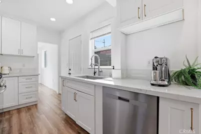 472 E Sunset Street, Long Beach, CA 90805 - Photo 6