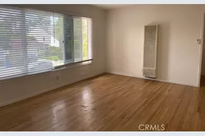 14225 Riverside, Sherman Oaks, CA 91423 - Photo 4