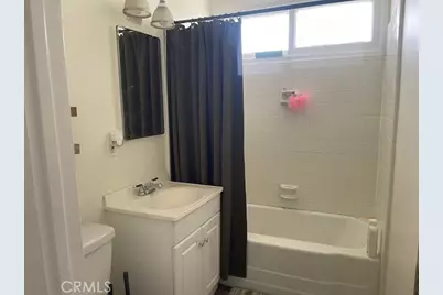 14225 Riverside, Sherman Oaks, CA 91423 - Photo 12
