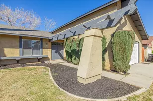 44125 Rodin, Lancaster, CA 93535 - Photo 6