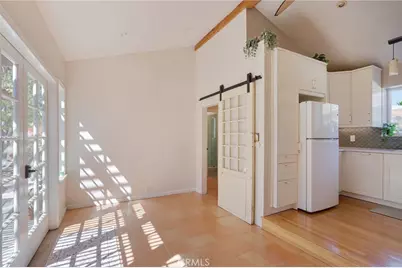 5513 Cartwright Avenue, North Hollywood, CA 91601 - Photo 6