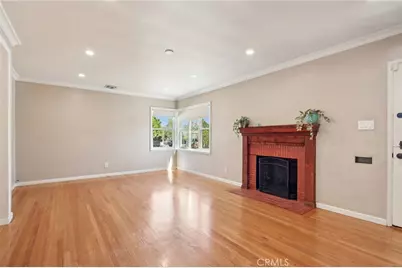 5513 Cartwright Avenue, North Hollywood, CA 91601 - Photo 2