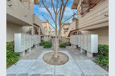 152 Maegan Place #8, Thousand Oaks, CA 91362 - Photo 38