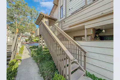 152 Maegan Place #8, Thousand Oaks, CA 91362 - Photo 4