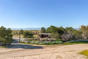 3353 W Ave C, Lancaster, CA 93536 - Photo 1