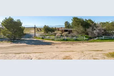 3353 W Avenue C, Lancaster, CA 93536 - Photo 18