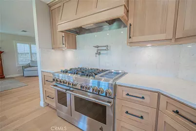 23454 Cloverdale Court, Newhall, CA 91321 - Photo 18