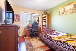 17184 Donmetz, Granada Hills, CA 91344 - Photo 20