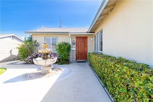 17184 Donmetz, Granada Hills, CA 91344 - Photo 4