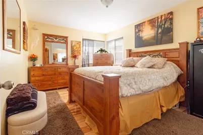 17184 Donmetz, Granada Hills, CA 91344 - Photo 16