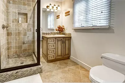 4751 Topeka Drive, Tarzana, CA 91356 - Photo 56