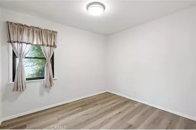 18003 Saticoy Street, Reseda, CA 91335 - Photo 12