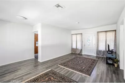 18003 Saticoy Street, Reseda, CA 91335 - Photo 2