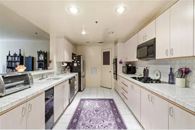 5350 White Oak Avenue #212, Encino, CA 91316 - Photo 8