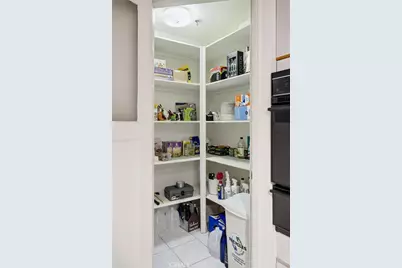 5350 White Oak Avenue #212, Encino, CA 91316 - Photo 10