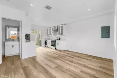7909 Aldea Avenue, Lake Balboa, CA 91406 - Photo 34